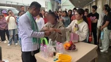 柬埔寨中资厂近10女工突晕倒，厂方请和尚驱鬼