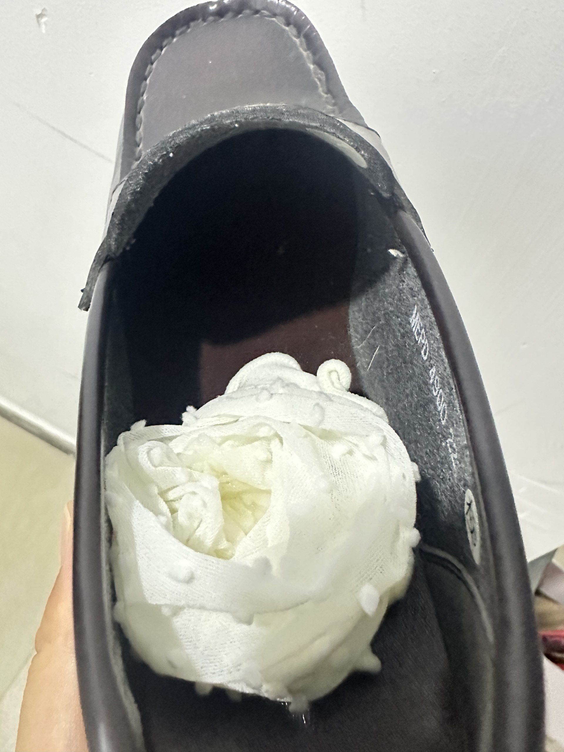 人生中第一次扫楼打胶就扫到丝袜小皮鞋昨晚是真的精虫上脑。。壮着胆就干了
