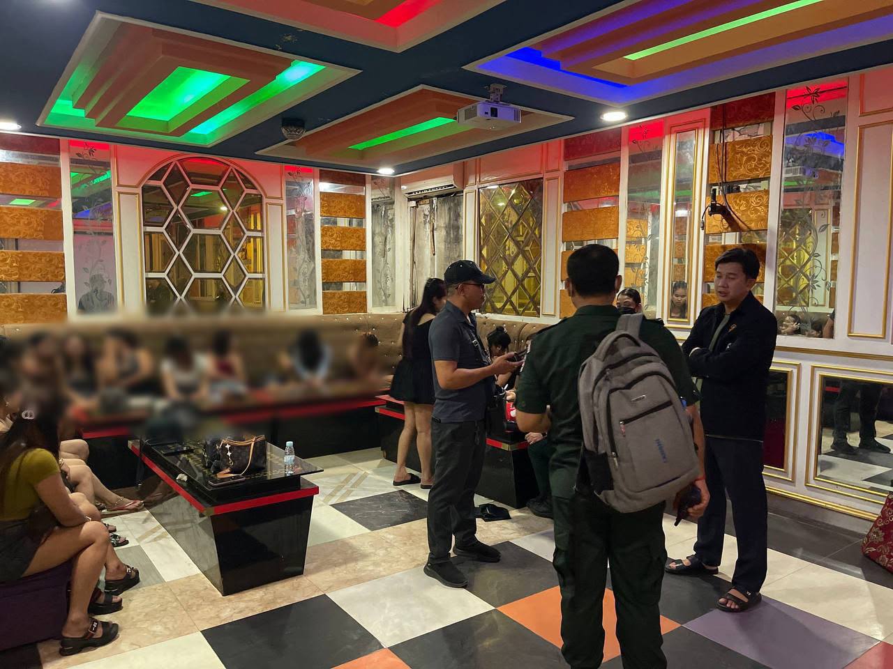 #柬埔寨资讯：警方突查涉嫌未成年人性剥削场所 34人被控制包括5名未成年人