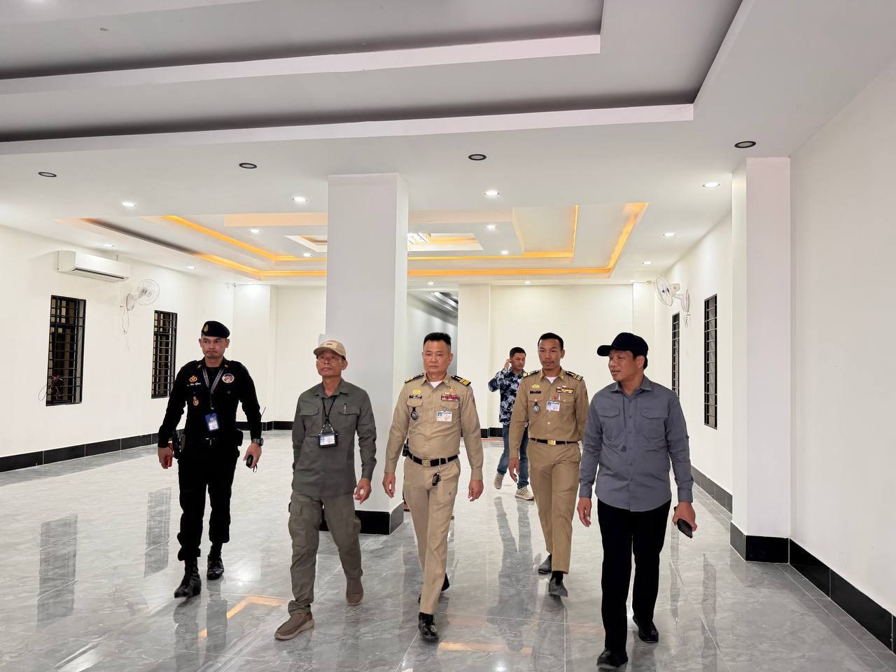 #柬埔寨 班迭棉吉省开展波贝8处场所联合排查，查获17名外籍人员，仅一人证件合规获准停留