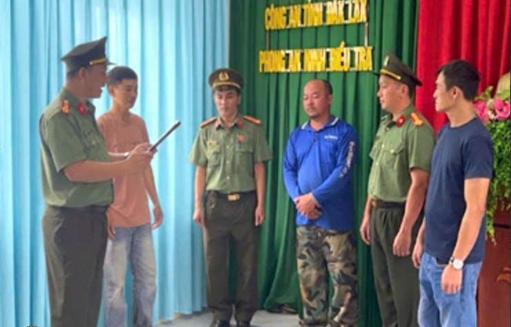 #越南 多乐省男子借咖啡土地纠纷煽动聚众上访、网络散播不实言论，警方依法将其拘留立案调查