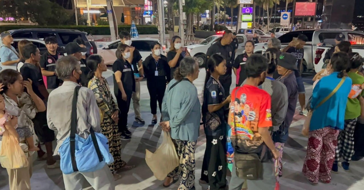 #泰国 芭提雅开展街头乞讨专项整治，查获17名柬埔寨籍人员，最小孩童仅有七个月大