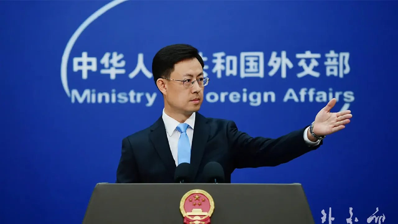 #国际新闻：中国外交部就普京登南千岛群岛表态：尊重二战结果，南千岛属俄，日应守《开罗》《波茨坦》秩序