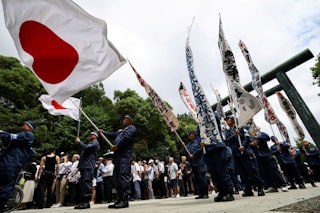 #国际新闻：高市终战日“遥拜”靖国+献玉串料，中方斥军国主义精神工具