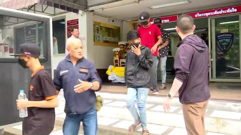 #泰国 七名青少年结伙围殴勒索日本游客被提请羁押，警方开放家属申请保释