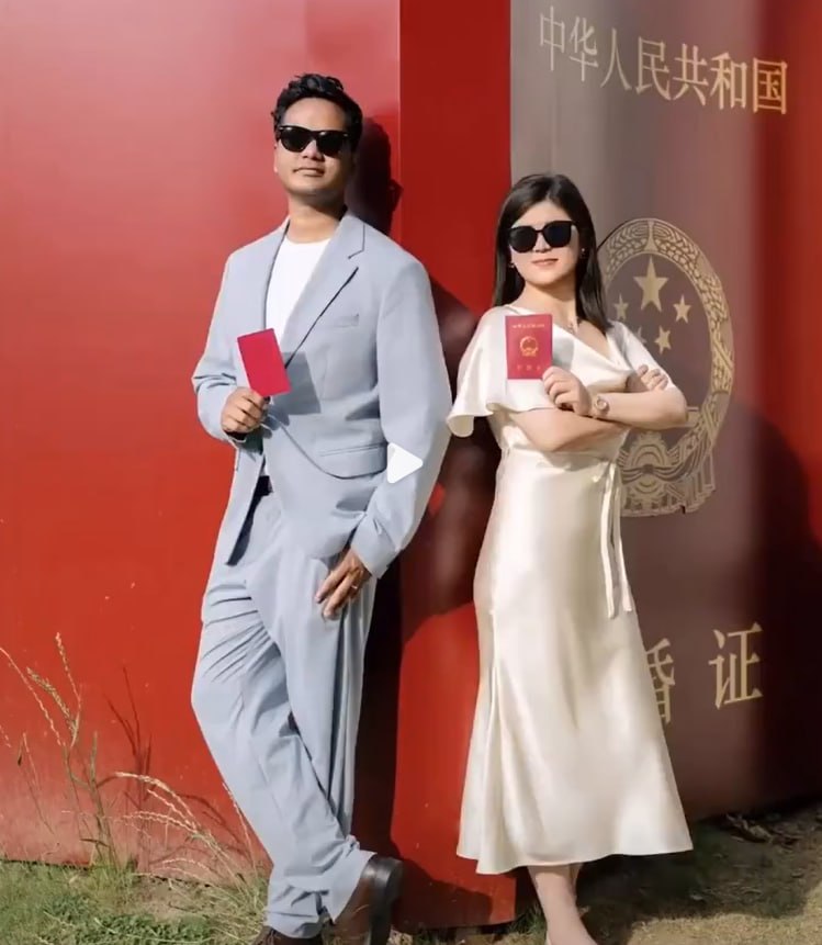 一个中国南京女人，嫁给了一个印度男人，他们在中国领取了结婚证，这个男人接下来会从印度带一大批印度人来中国，一坨屎便开始了…