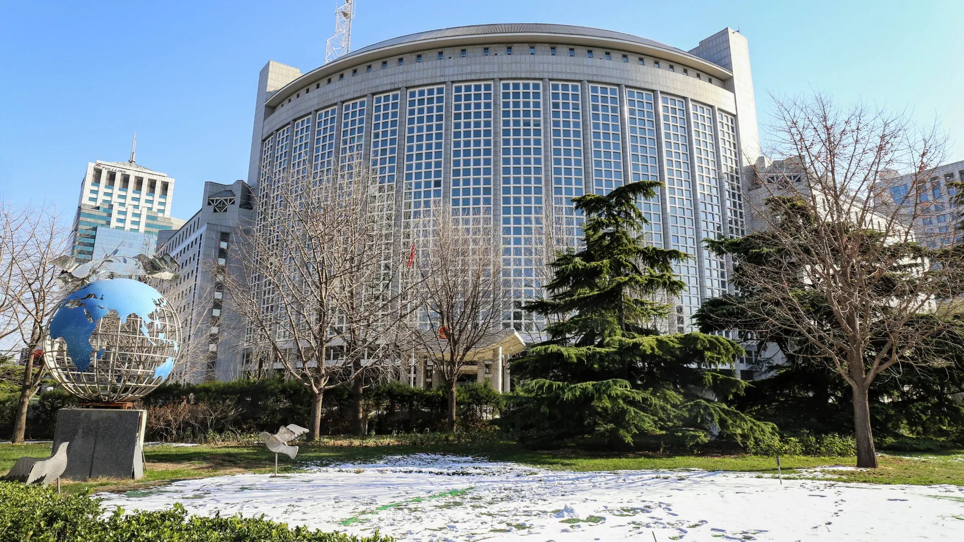 #国际新闻：林剑8·17回击高市战殁者追悼辞：避反省、供靖国、防相参拜，再促日方与军国主义切割