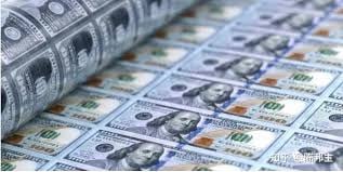 #国际新闻：俄6月持美债降至2700万刀（长2300万/短400万），中日英三大持有国同步减持，日1.12万亿仍居首