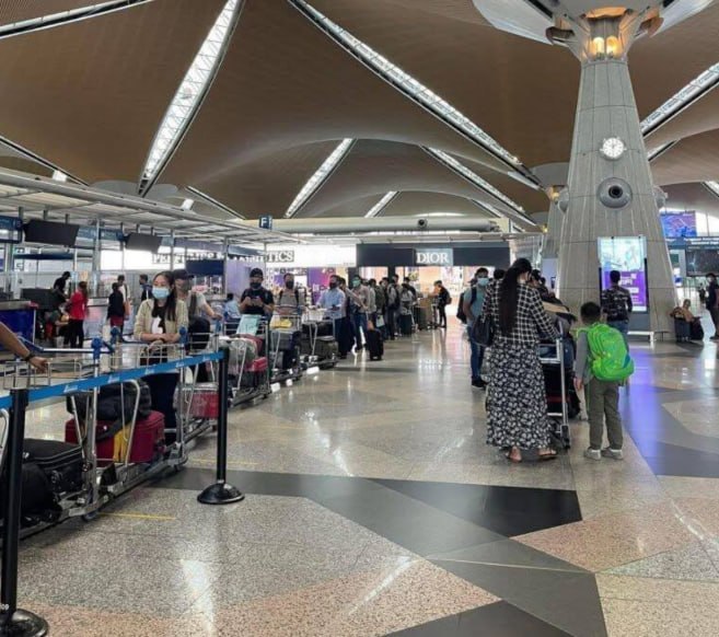 #网友分享：入境马来西亚注意了！吉隆坡机场移民局常问这😀个问题，提前准备避免被问懵