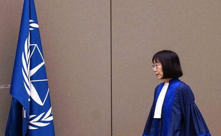#国际新闻：美制裁ICC院长赤根智子，日本外务省连喊"非常遗憾"，在野党齐护中等强国原则