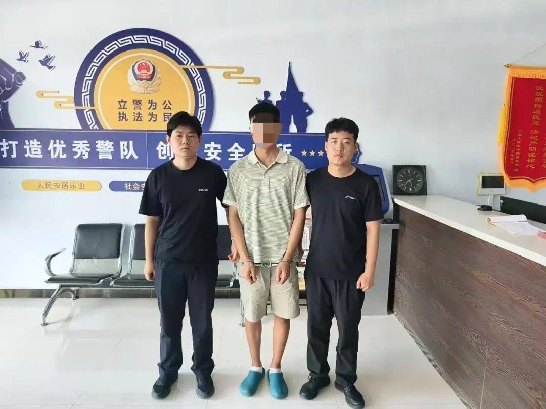 国内资讯：内蒙古-乌兰察布市-察右前旗警方破获裸聊敲诈案：男子伪装老板招女兼职，时薪150‑200元诱骗裸聊偷录视频，4…