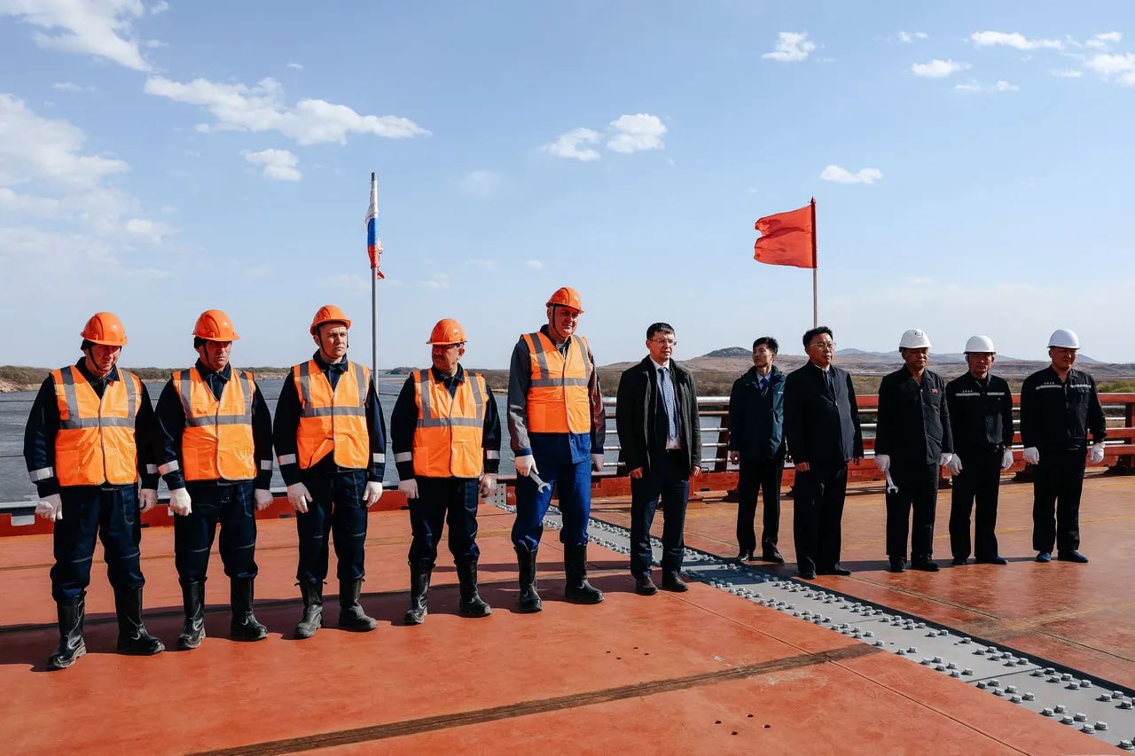 #国际新闻：朝俄图曼纳亚河公路桥"实际已完工"，2026年内投用