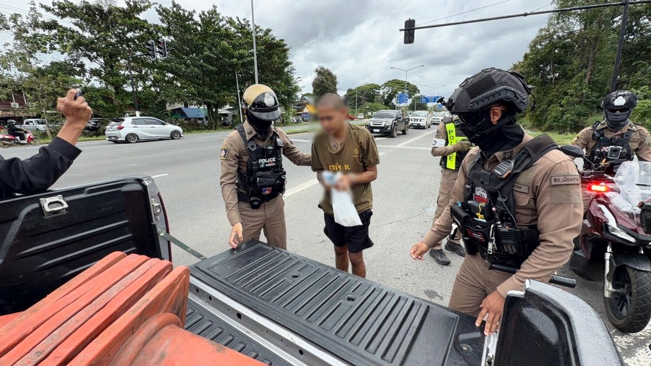 #泰国 钥匙未拔遭人钻空子！泰国达叻府新兵盗走交警摩托，警方多方位联动展开追捕