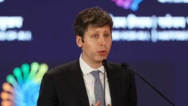 #国际新闻：俄杜马切帕：特朗普逼各国"AI二选一"，中国开源突围逼出美国技术阵营化
