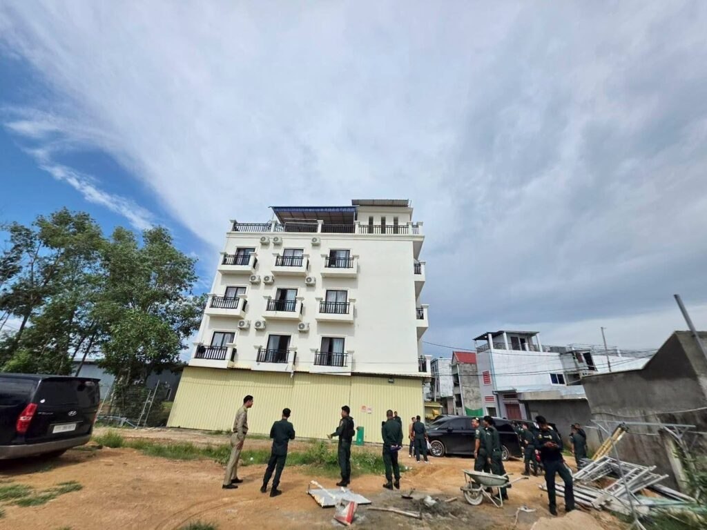 🇰🇭 #木牌 昨天抓了110人，包括14名中国人