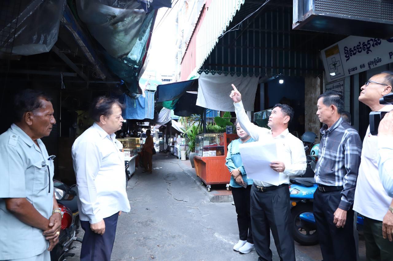 #柬埔寨 金边斯丁曼杰市场启动屋顶重建工程，上百名商户致谢洪玛奈总理关心民生