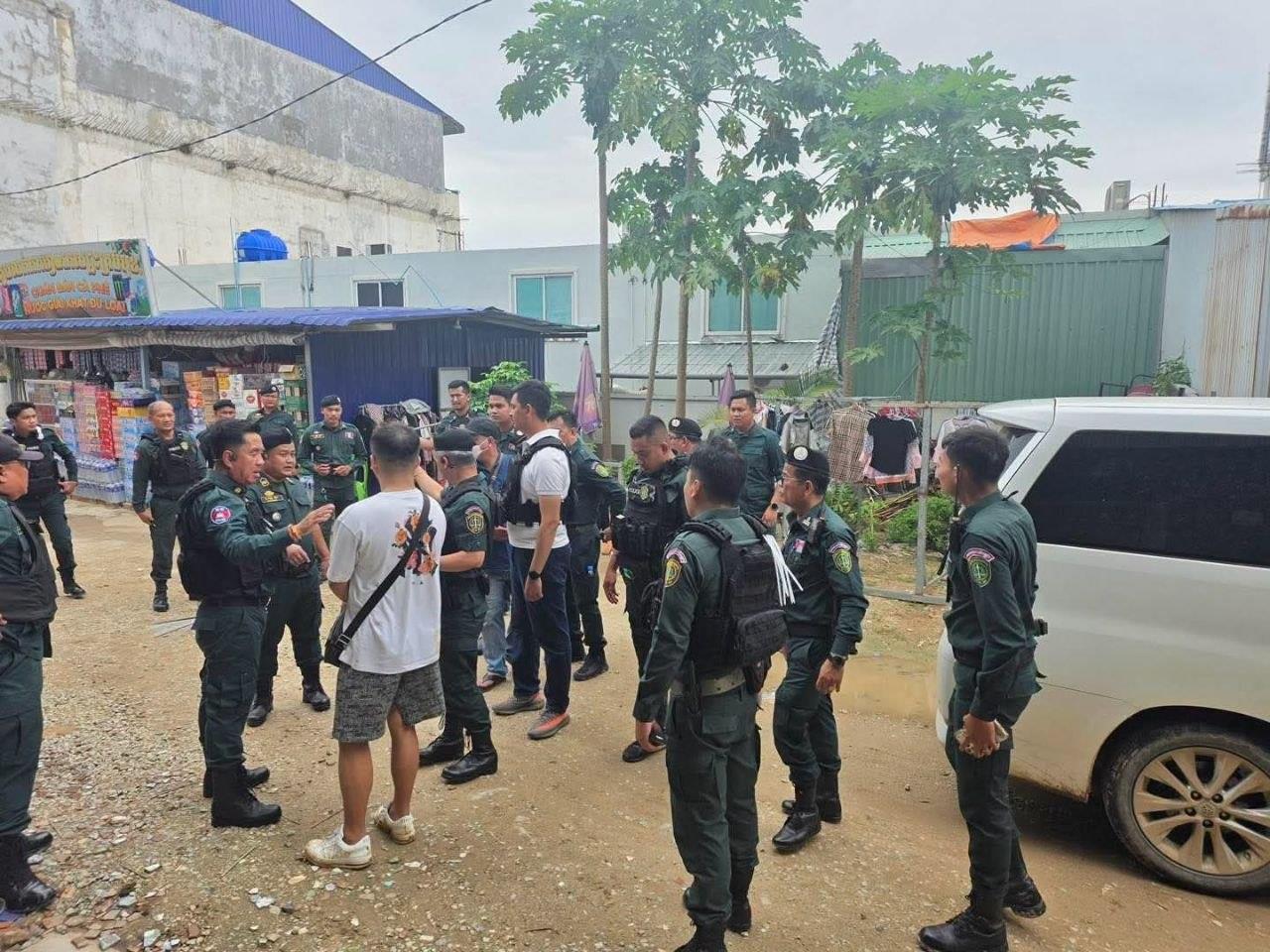 #柬埔寨 柴桢省警方突袭两处网诈窝点，一举抓获110名涉案人员，查获大批作案设备