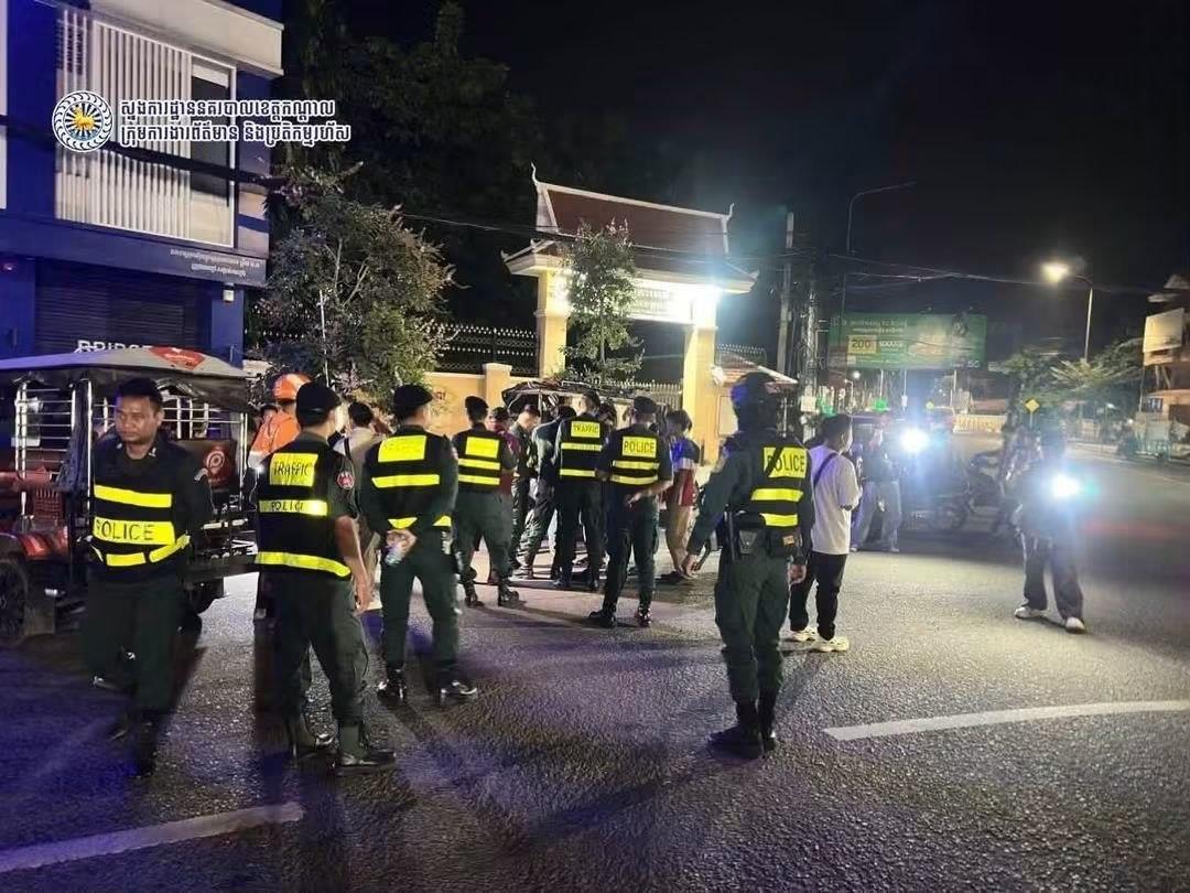 #柬埔寨 金边省警察局辟谣网传执法人员勒索司机视频，实为拼接配音编造虚假内容