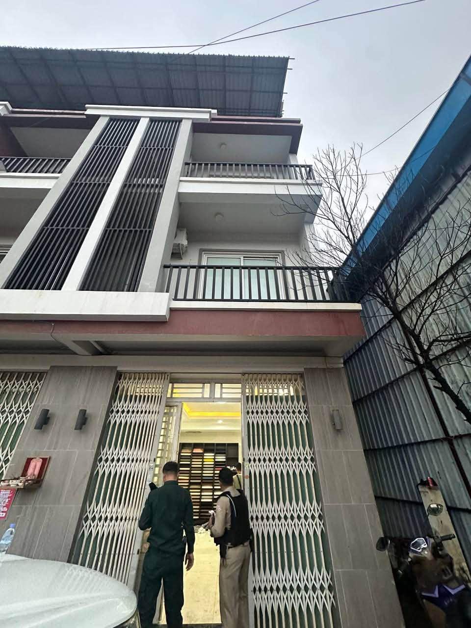 西港查获一诈骗窝点 逮捕⚡名中国籍嫌疑人
