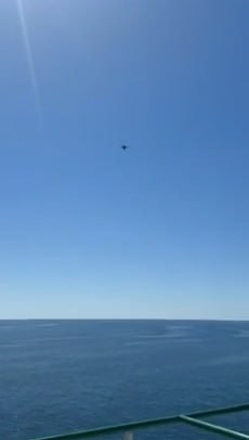 #国际新闻：罗马尼亚F-16黑海开火击损无人艇，距最大天然气平台不足1公里