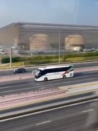 #国际新闻：阿联酋弃单纯防空改"金属网外骨骼"护油罐，防伊朗无人机低烈度袭扰