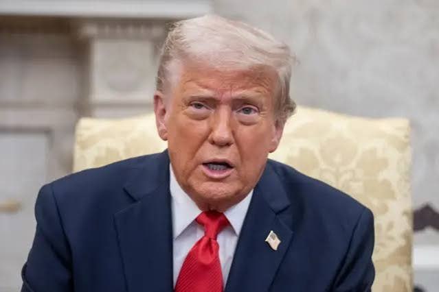 #国际新闻：特朗普再呛加拿大：要“州特权”却不入美，50%惩罚关税已生效