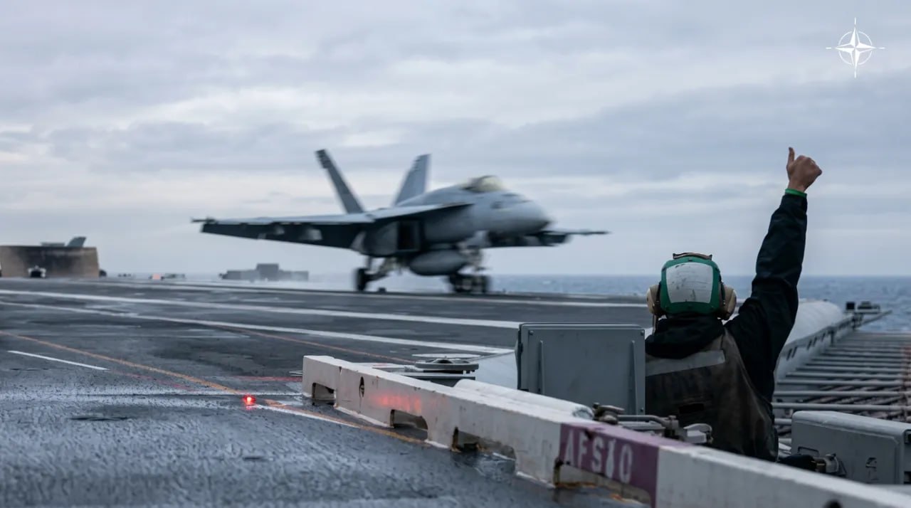 #国际新闻：特朗普强令CVN-81弃电磁弹射改回蒸汽，60天交改图引海军反弹