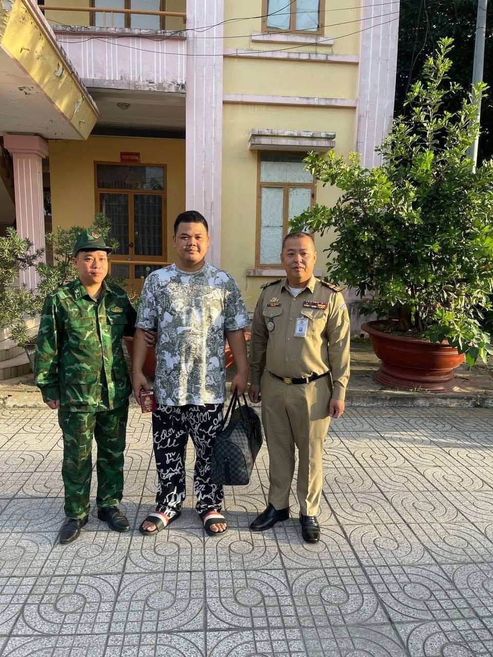 #柬埔寨 酒吧行凶嫌犯陈法伦逃往越南，柬越警方通力协作，嫌疑人已被遣返柬埔寨归案
