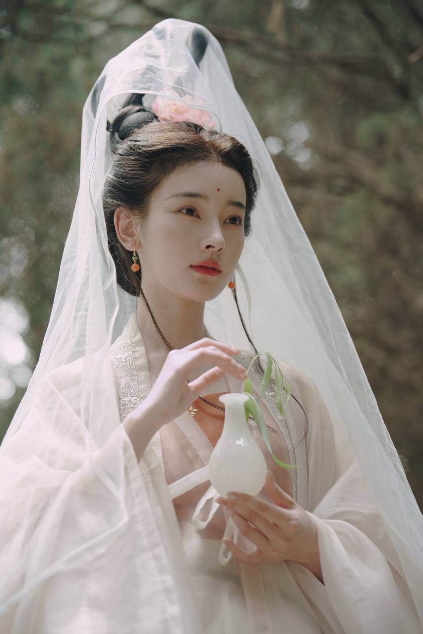 #cos 女菩萨 阿弥陀佛