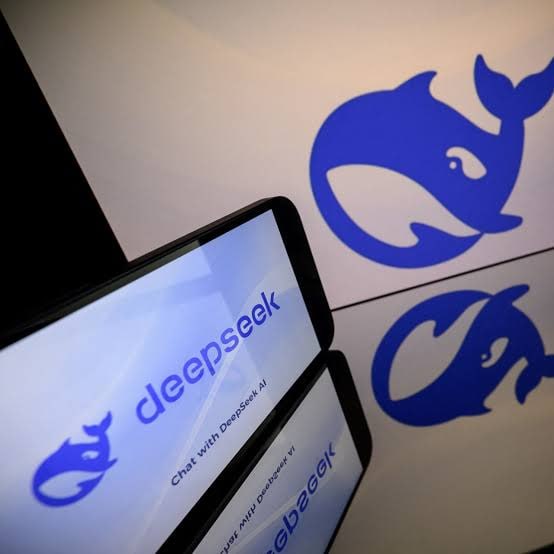 #国际新闻：DeepSeek新一轮募74亿美元估值飙至740亿，冲科创板补算力！